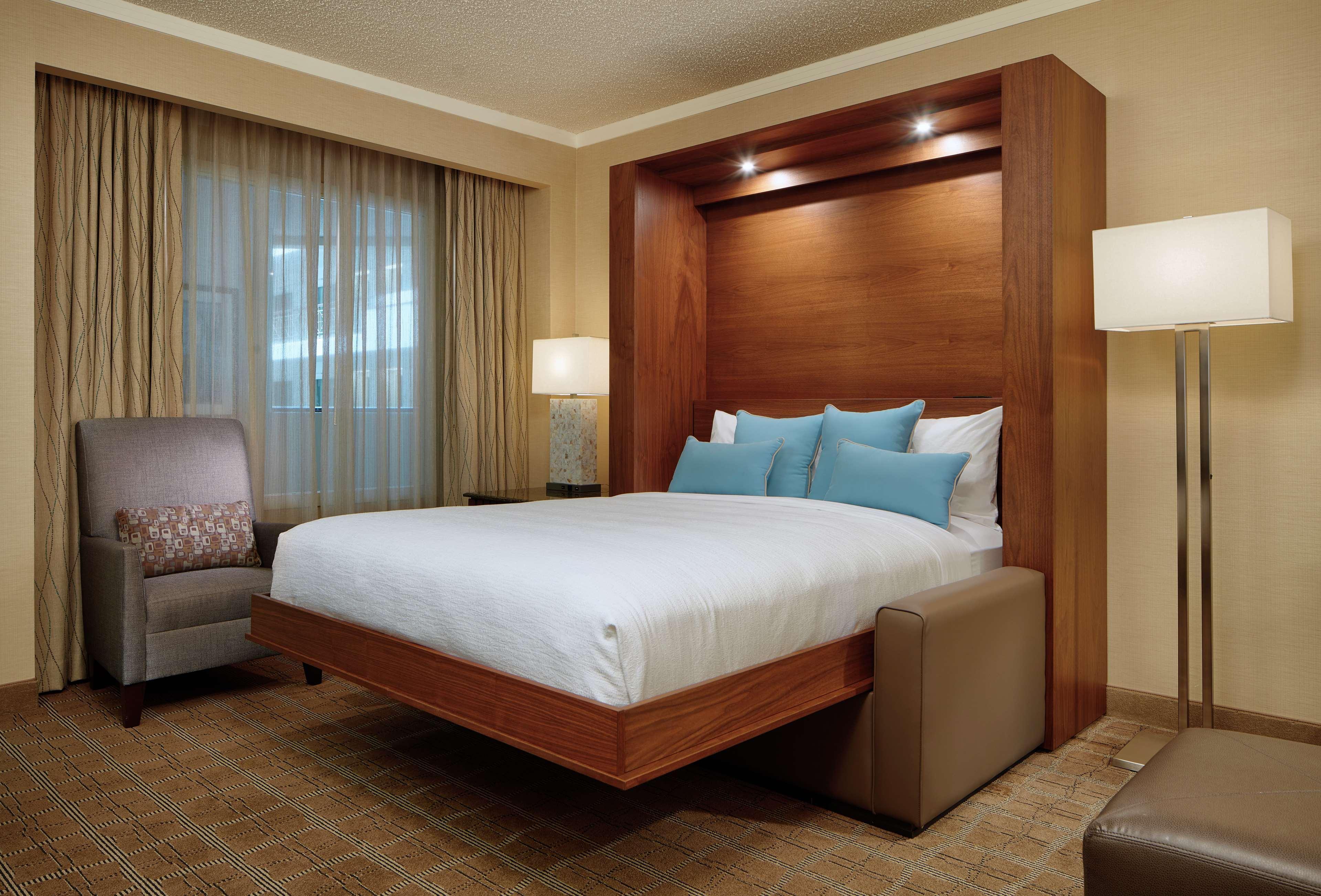 Embassy Suites By Hilton San Diego La Jolla Esterno foto